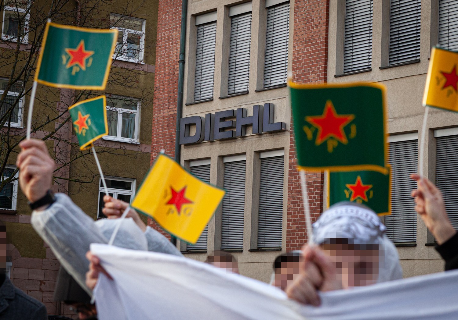 Aktion vor Firmenhauptsitz Diehl, Nürnberg, 2019
